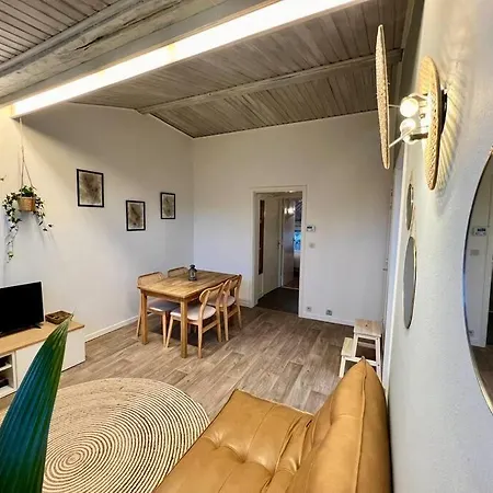 Joseph - Nid Douillet A Apartment
